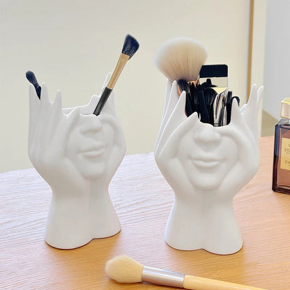 Human Head Supplies Storage